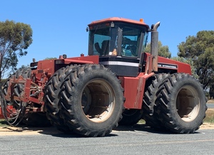 Case International 9250 4WD Articulated Tractor