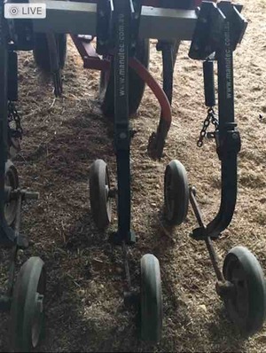 Manutec Press Wheels