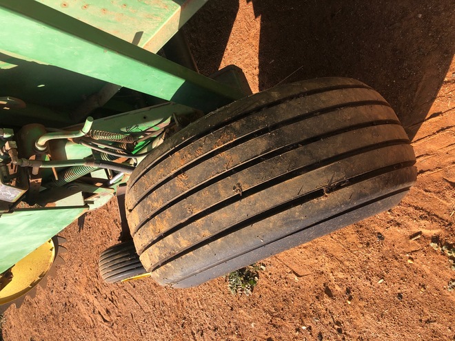 John Deere 435 Round baler