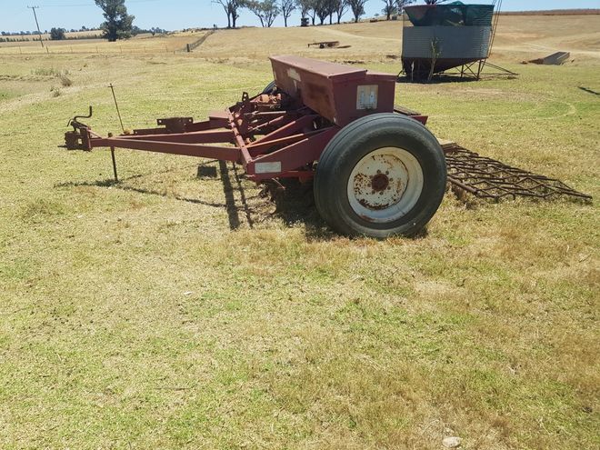 International 6-1 20 Run Combine