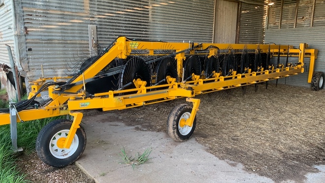 Elsworth 20 Wheel V Rake