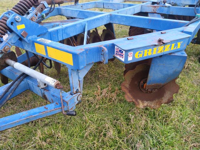 Grizzly Grumpy G-36 Folding Disc Plough