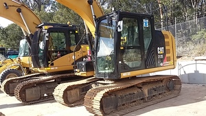 CAT 312E Excavator 2014 Model 3000 hrs MUD AND GP BUCKET HAMMER AUGER PIPED