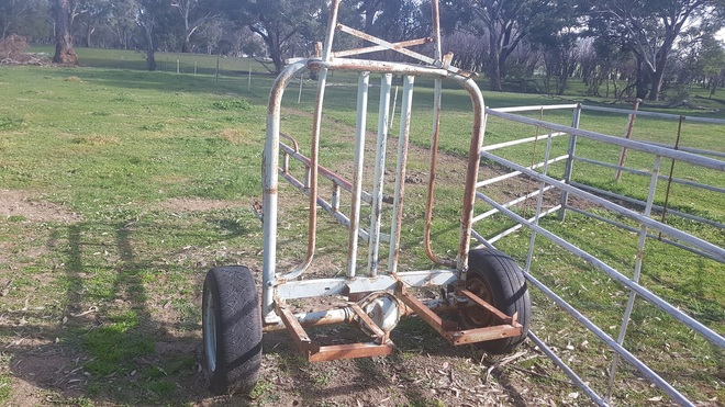 Portable Twin  Milking Head Bail