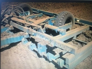 Knuckey Landleveller