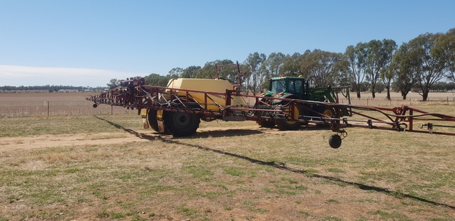 2004 Hardi Commander 5030 Trailing Sprayer