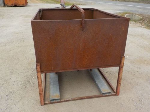 Under Auction - Grain Bin - 2% Buyers Premium on all Lots