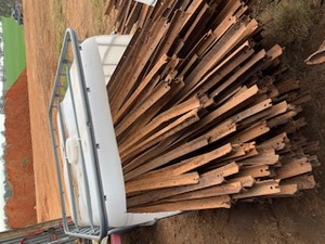 2nd Hand star picket posts