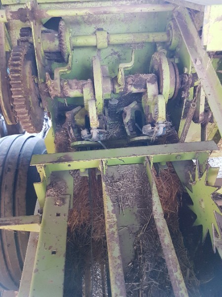 Class Markant 55 baler