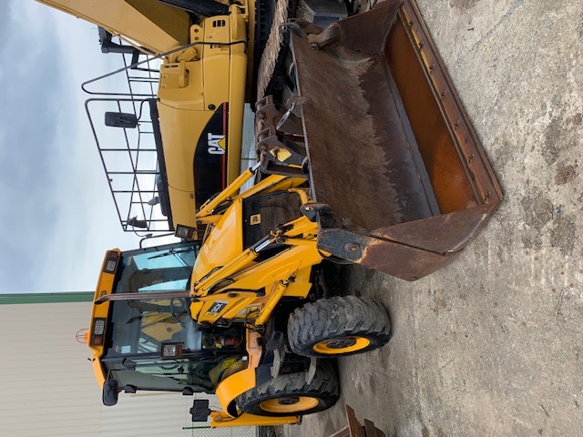 JCB 3CX Sitemaster 4x4 backhoe loader with rops A/C Cabin and rear extenderhoe