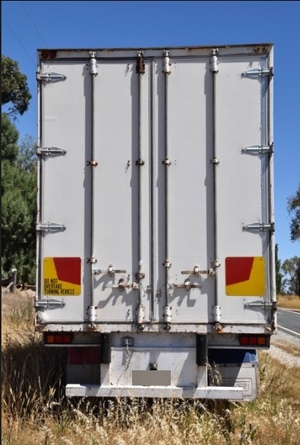  Consultrans Refrigerator Trailer