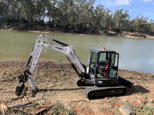 Bobcat E50 Excavator, 2017 model, 700 hours, like new