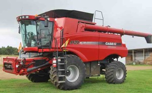 Case IH9120 Header 2011