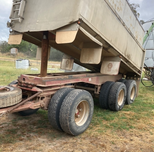 Hamlex Super Dog Grain Trailer