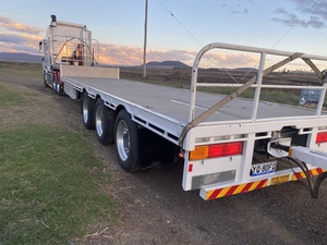 Freightmaster 45ft Dropdeck lead trailer 2011