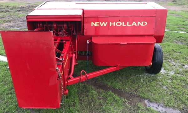 317 New holland baler