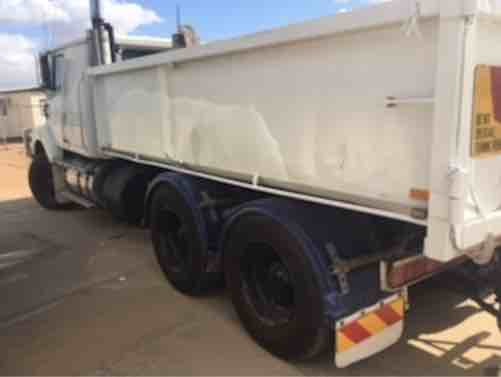 International S3600 S-Line Bogie Drive Rigid Tipper 