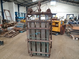 Sunbeam F.H Wool Press