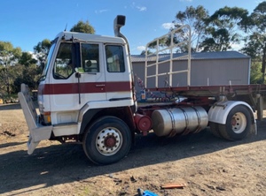 Work wanted - Prime Mover and Drop Deck with Driver