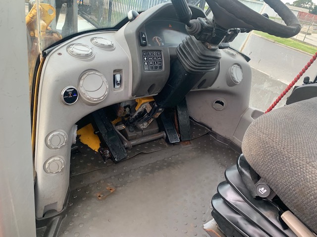 L70F VOLVO TOOL CARRIER.