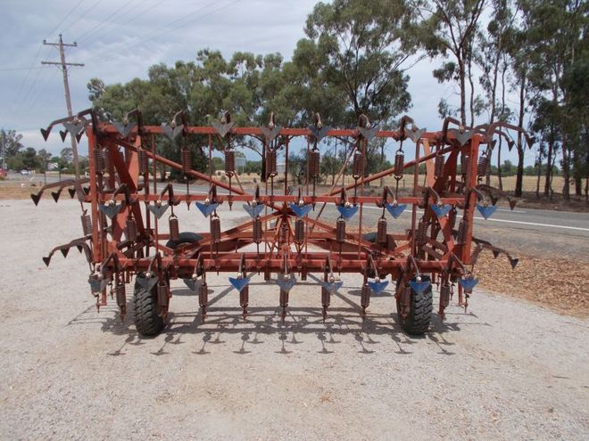Wideline cultivator  Napier