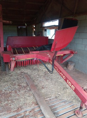 New Holland 166 hay Invertor