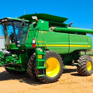 2011 John Deere 9870 STS Combine