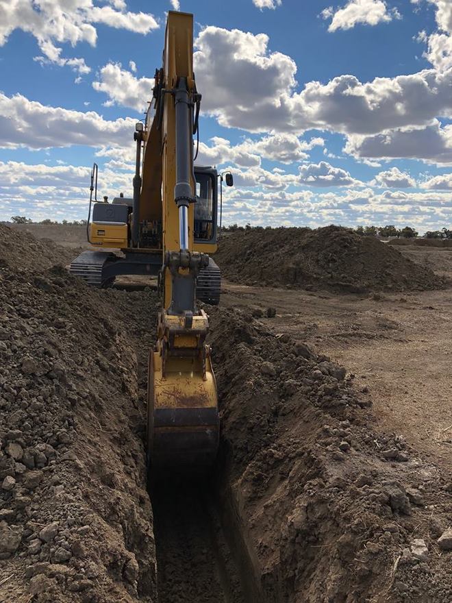 Excellent Working Condition 21ton Excavator (XCMG)