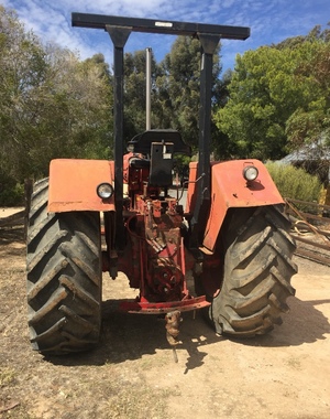 International 766 Tractor