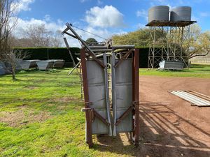 Cattle Crush - Brinkman Engineering