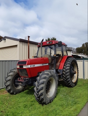 Case 5140 Tractor