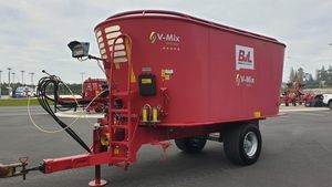2013 BvL V-Mix 17 Mixer Wagon