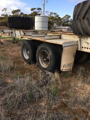 40 Ft Skel Trailer suit hay