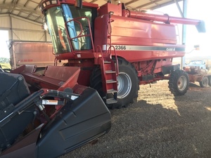 2001 Case 2366 header