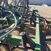 25ft Johndeere 1610 Bar with Simplicity Air seeder Cart