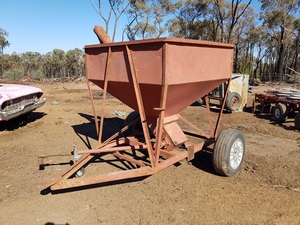 Sheep Feedout Cart with Auger