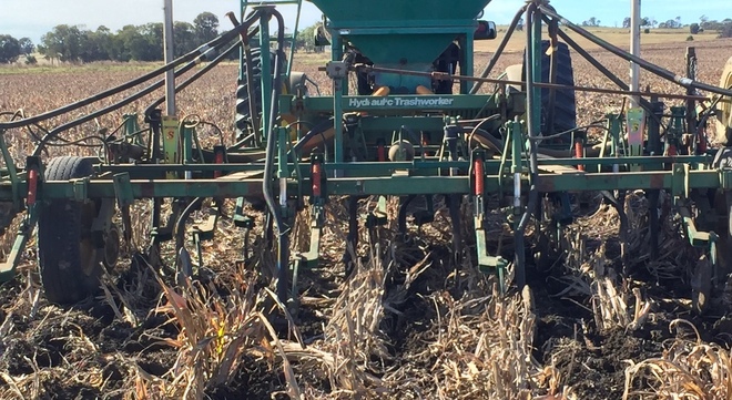 19 Tyne Shearer Trashworker with Simplicity 2x1T Airseeder