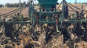 19 Tyne Shearer Trashworker with Simplicity 2x1T Airseeder