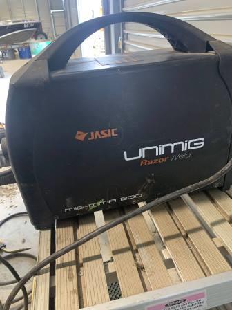 Razor 200 Mig Arc Welder