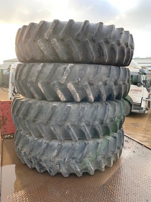 4x 18.4R42 tyres on rims