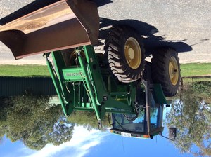 2002 John Deere 7810 with FEL