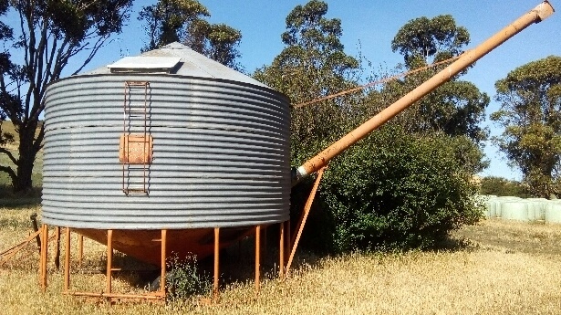 18 ton feild bin