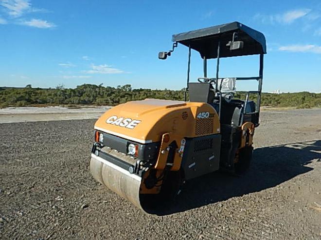New unused 2019 Case 450DX Articulated twin smooth drum compactor/roller
