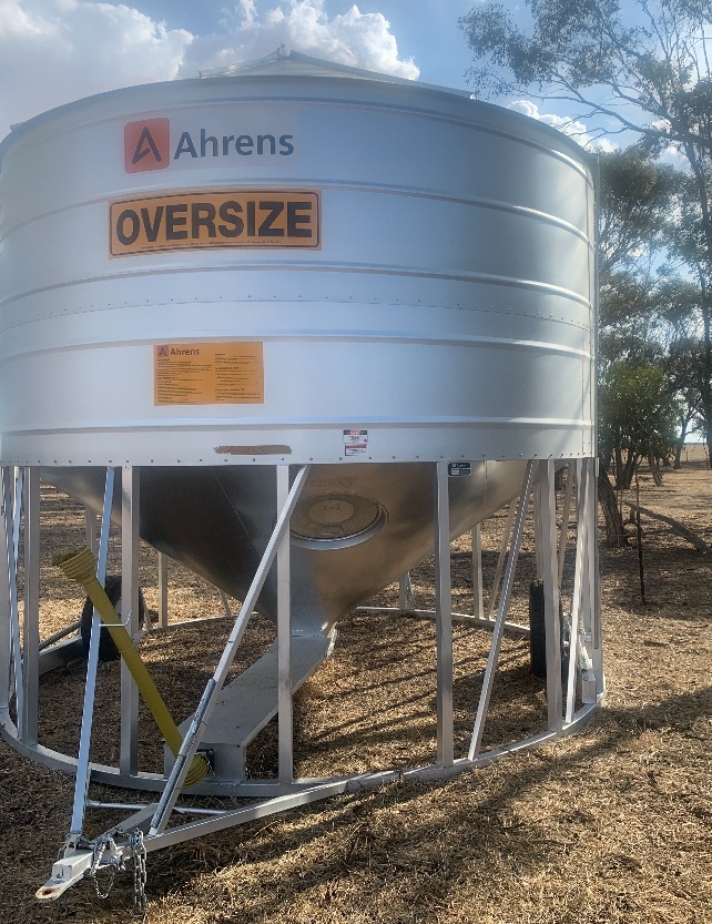 2019 Ahrens Field Bin 35t with 22’ Auger