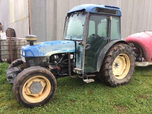 New Holland Tractor TN95FA