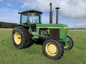 JOHN DEERE 4430