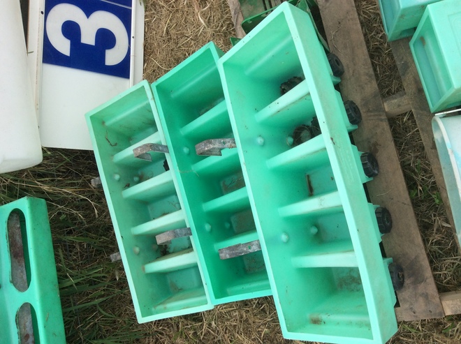 Under Auction - Calf Feeders - 2% + GST Buyers Premium On All Lots 