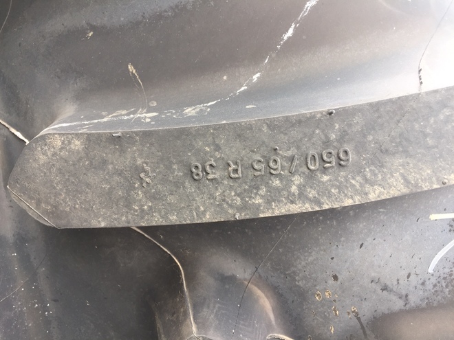 MICHELIN REAR TYRES & RIMS 650/65R38