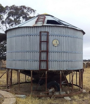 Ackland 260 bag Field Bin