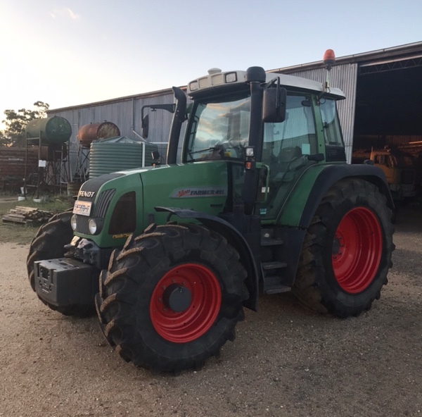 2005 Fendt Vario 411 Tractor